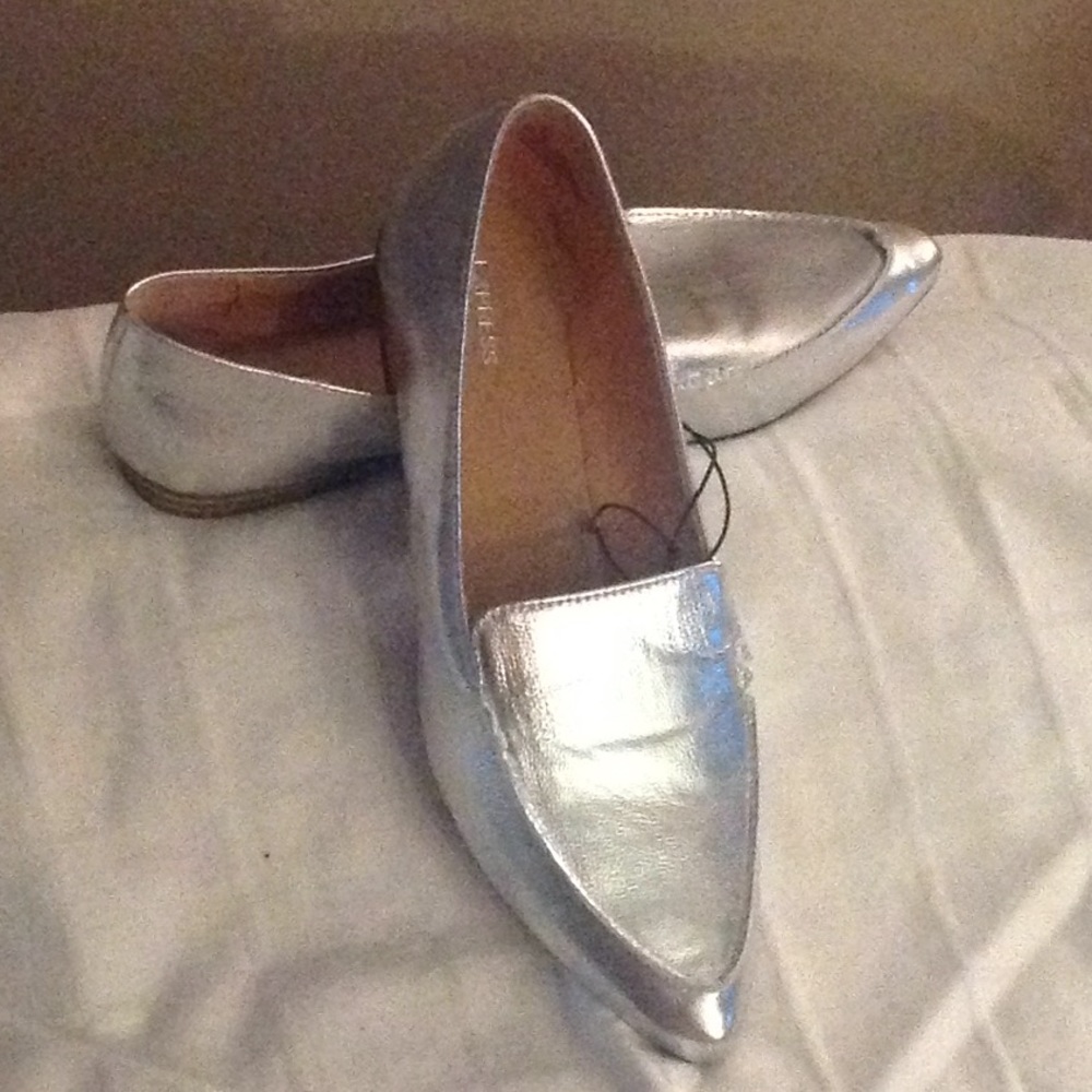Silver flats
